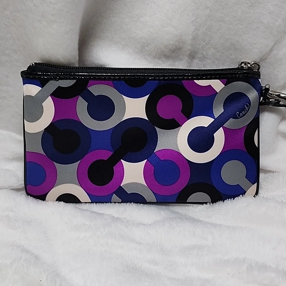 Vintage Coach Poppy Satin Fabric Wristlet - Picture 2 of 8
